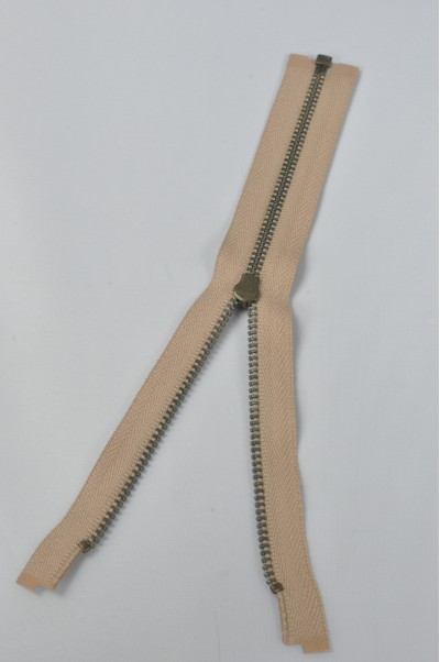 ZIP089   4號拉鏈  青古銅開尾拉鏈  單頭金屬拉鏈   不設單獨拉鍊訂購  細節-2